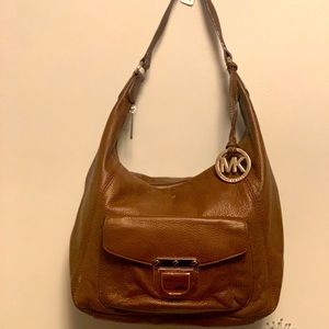 🛍️Michael Kors brown leather handbag